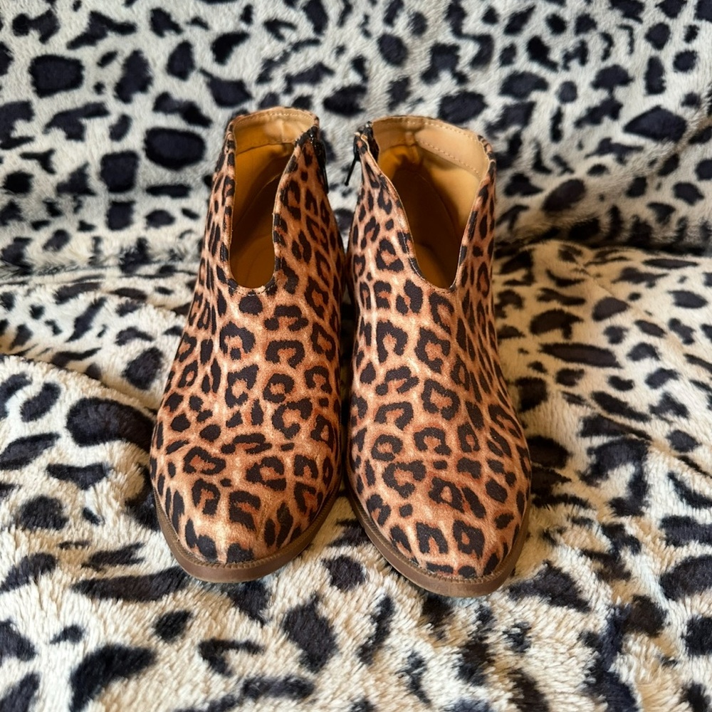 Qupid Leopard Print Ankle Boots